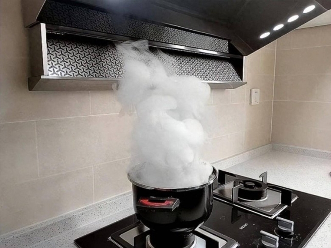 Cảnh báo gấp tới người dùng máy hút mùi